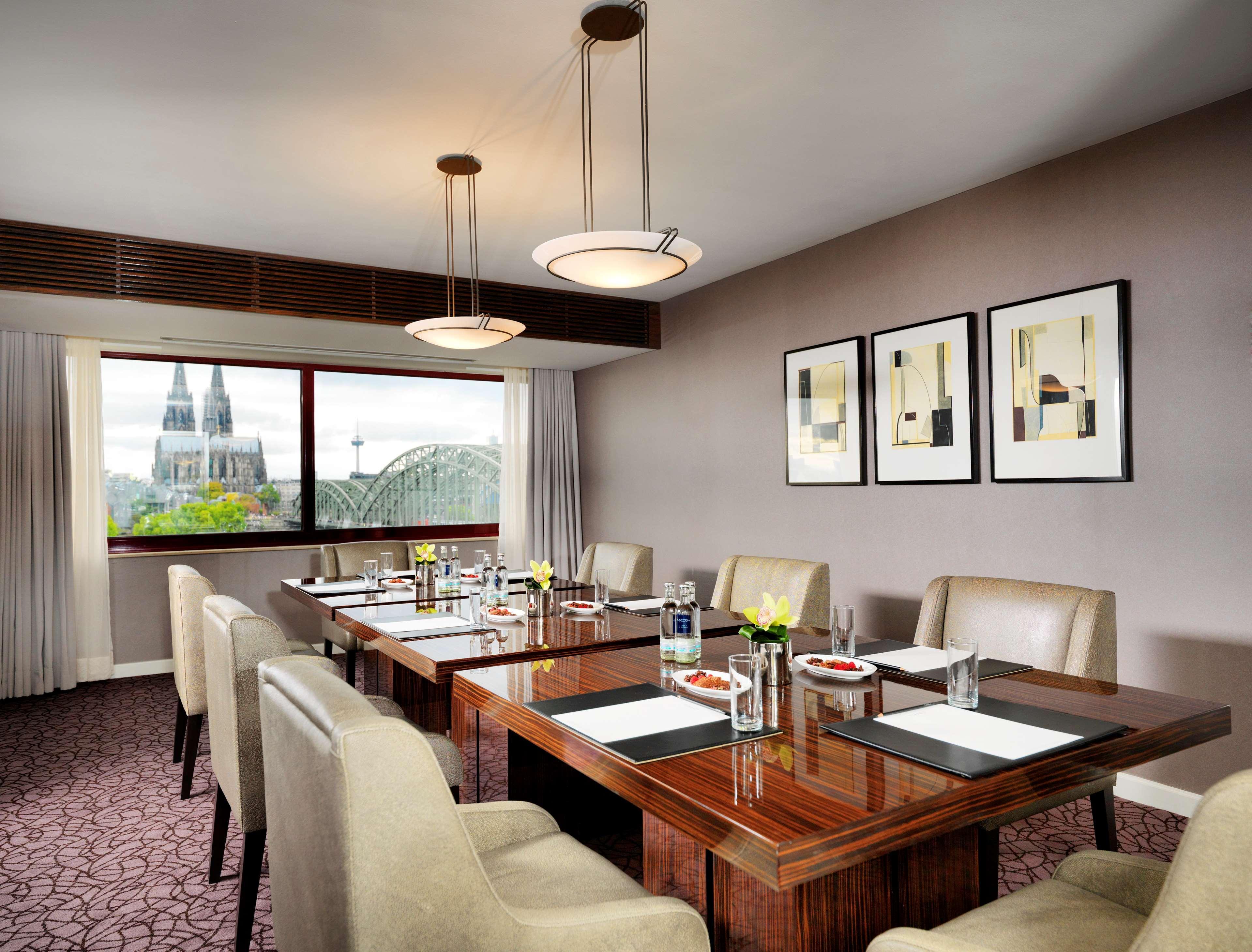 Hotel Hyatt Regency Koeln Exterior foto Meeting room