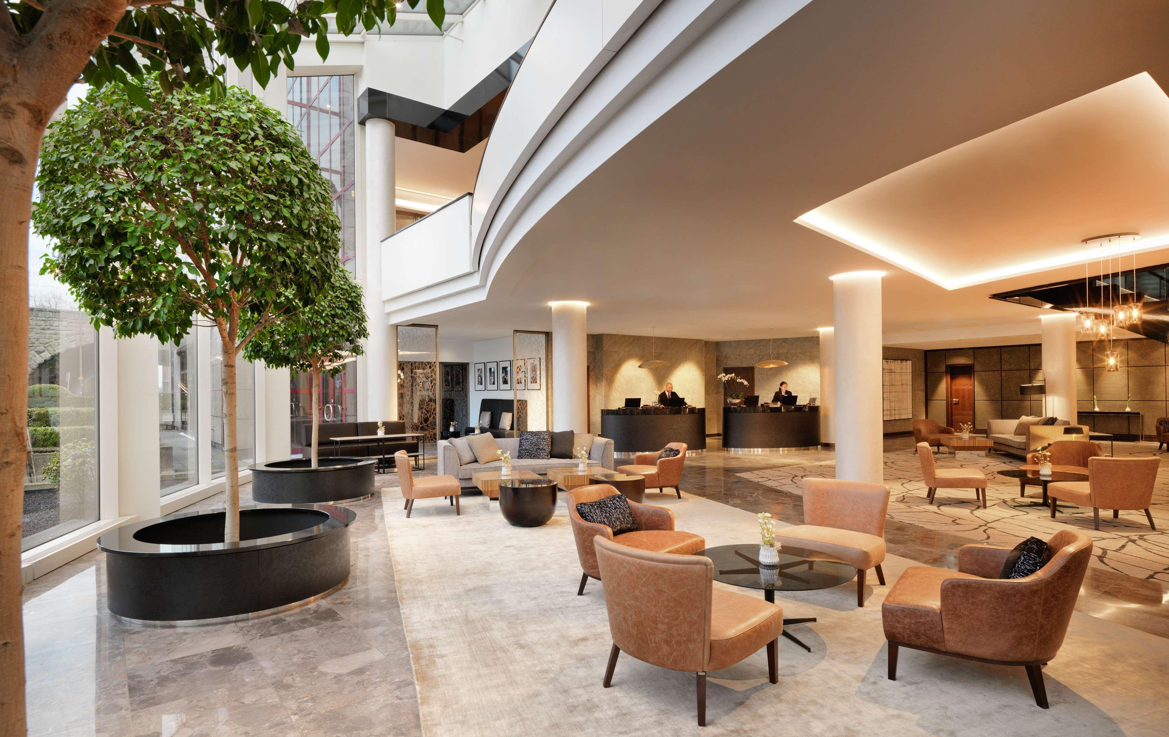 Hotel Hyatt Regency Koeln Exterior foto The lobby of the hotel