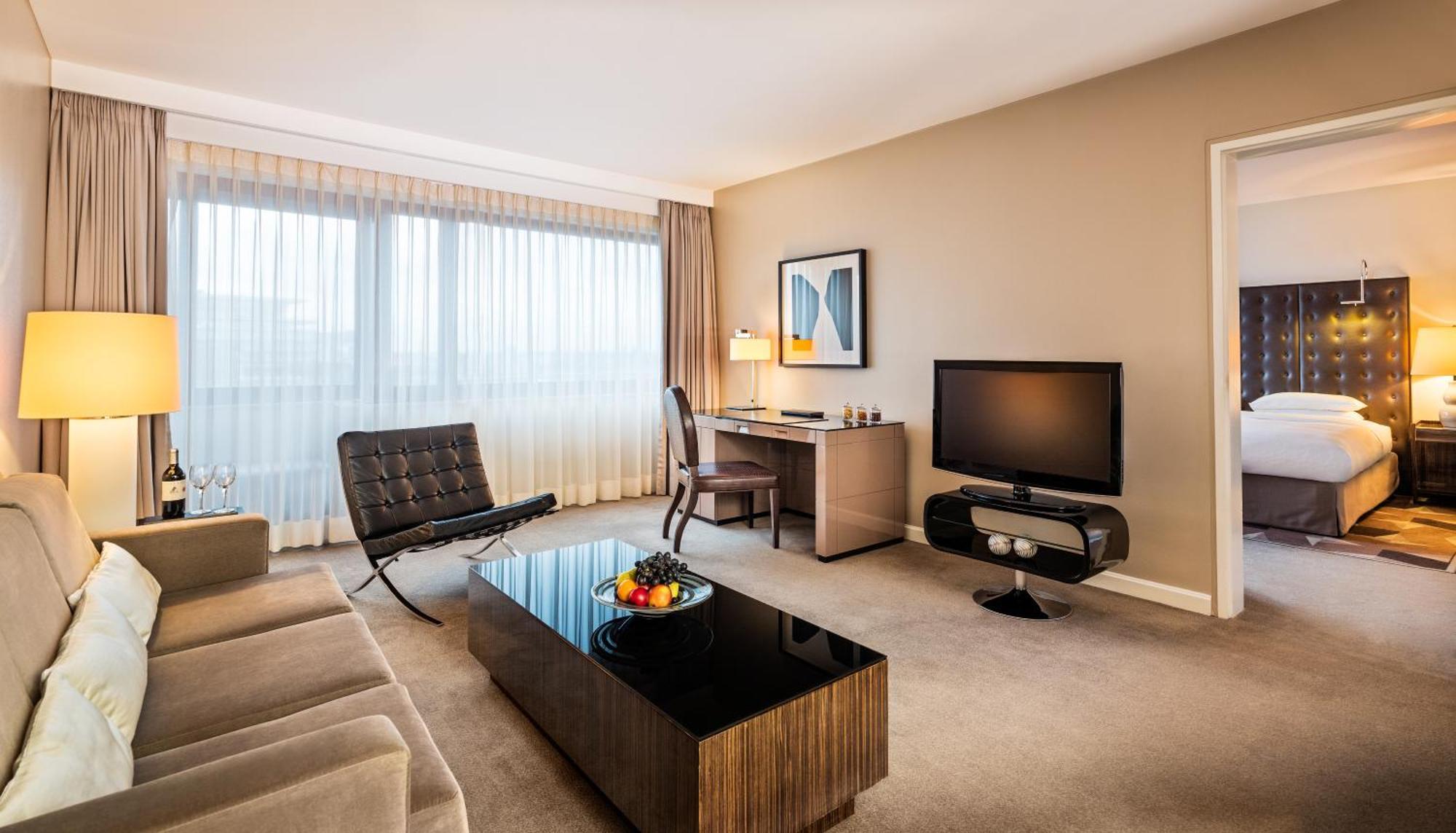 Hotel Hyatt Regency Koeln Exterior foto